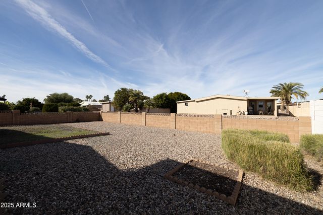 9318 E Sun Lakes Boulevard S, Sun Lakes, AZ 85248