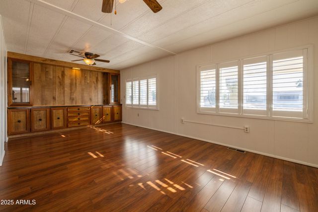 9318 E Sun Lakes Boulevard S, Sun Lakes, AZ 85248