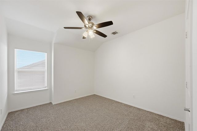 2040 Club Oak Drive, Heartland, TX 75126