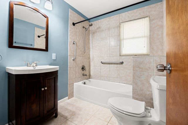 738 Della Drive, Lexington, KY 40504