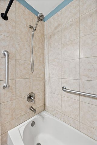 738 Della Drive, Lexington, KY 40504