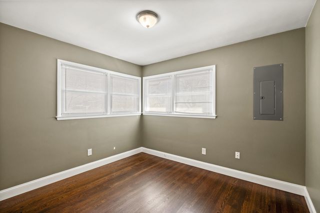 738 Della Drive, Lexington, KY 40504