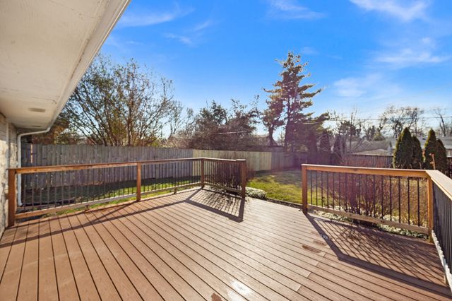 738 Della Drive, Lexington, KY 40504