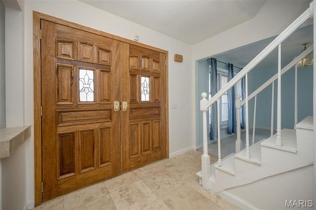 12050 Maidstone Court, Florissant, MO 63033