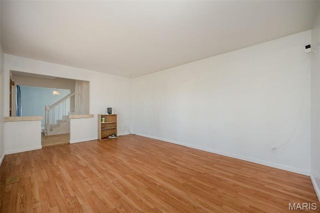 12050 Maidstone Court, Florissant, MO 63033