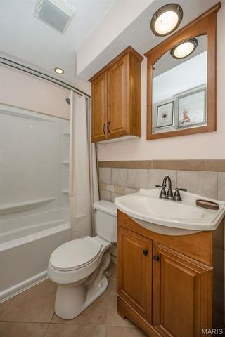 12050 Maidstone Court, Florissant, MO 63033