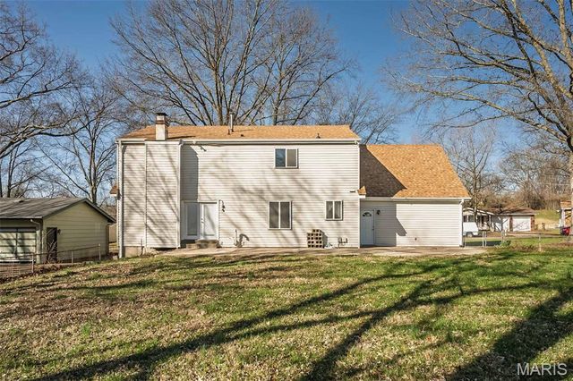 12050 Maidstone Court, Florissant, MO 63033