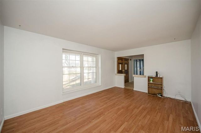 12050 Maidstone Court, Florissant, MO 63033