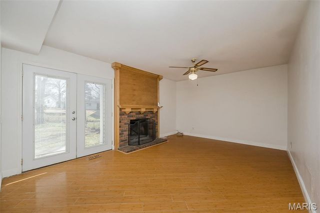 12050 Maidstone Court, Florissant, MO 63033