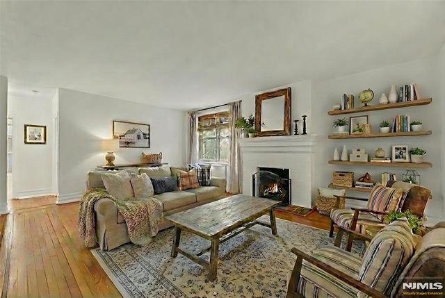 100 E Palisade Avenue A24, Englewood, NJ 07631