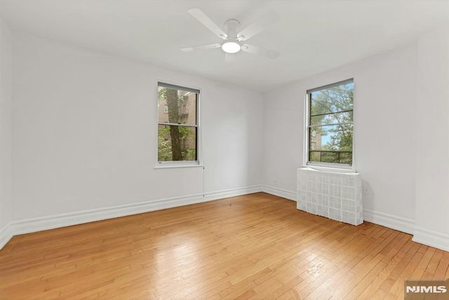 100 E Palisade Avenue A24, Englewood, NJ 07631