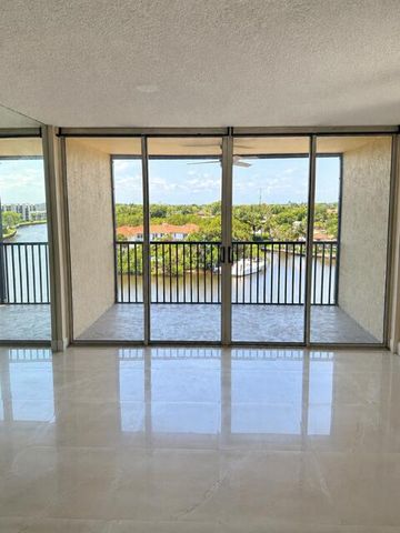 22 Royal Palm Way 606, Boca Raton, FL 33432