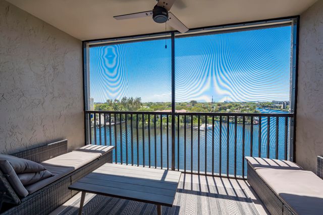 22 Royal Palm Way 606, Boca Raton, FL 33432