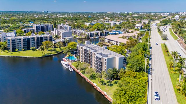 22 Royal Palm Way 606, Boca Raton, FL 33432