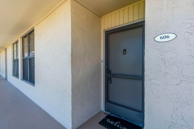 22 Royal Palm Way 606, Boca Raton, FL 33432