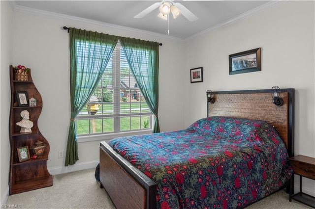160 Serenity Pointe Drive, Kernersville, NC 27284