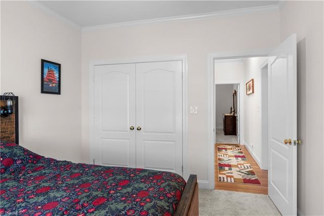160 Serenity Pointe Drive, Kernersville, NC 27284