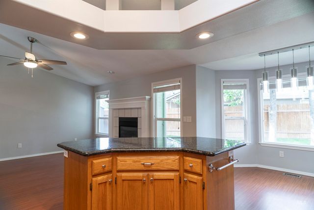 3810 E Anemone, Boise, ID 83716