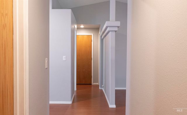 3810 E Anemone, Boise, ID 83716