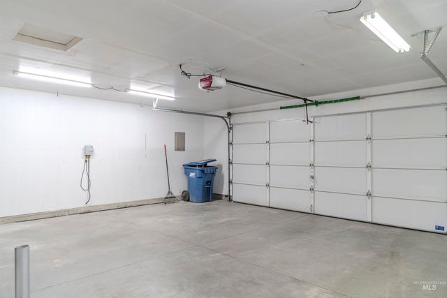 3810 E Anemone, Boise, ID 83716