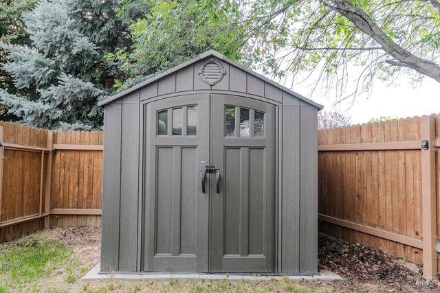 3810 E Anemone, Boise, ID 83716
