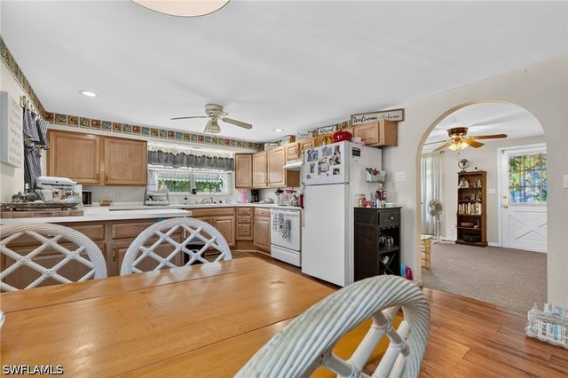 9044 Somerset LN, Bonita Springs, FL 34135