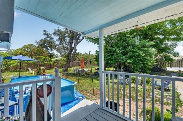 9044 Somerset LN, Bonita Springs, FL 34135