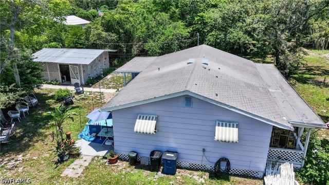 9044 Somerset LN, Bonita Springs, FL 34135