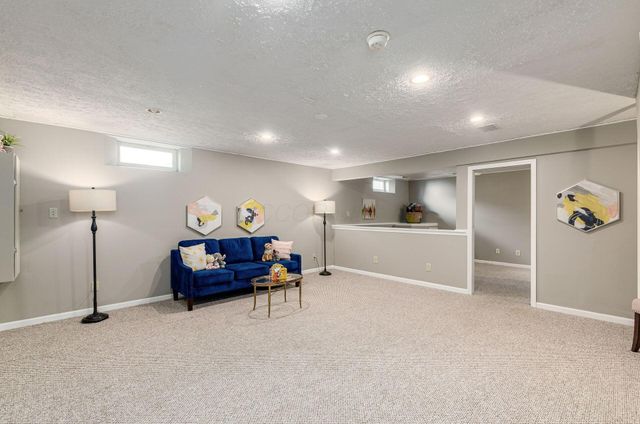 304 Meadow Ash Drive, Lewis Center, OH 43035