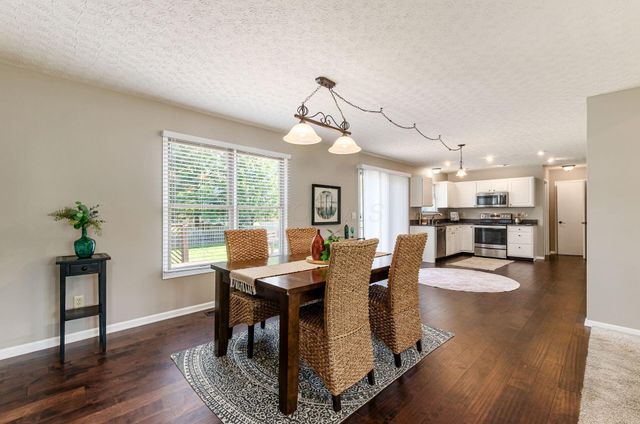 304 Meadow Ash Drive, Lewis Center, OH 43035
