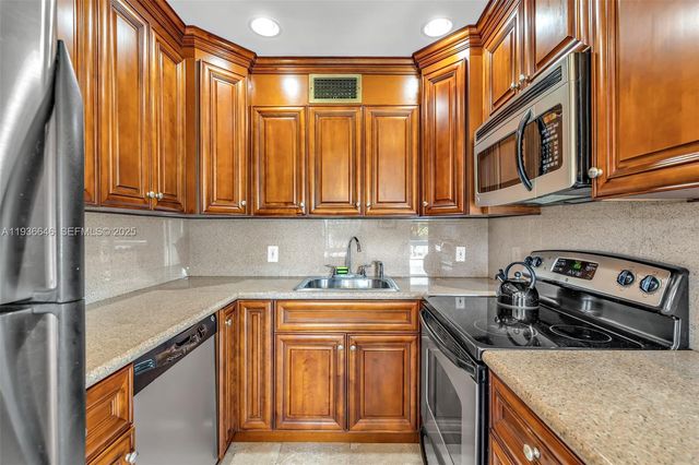 122 Prescott F 122, Deerfield Beach, FL 33442