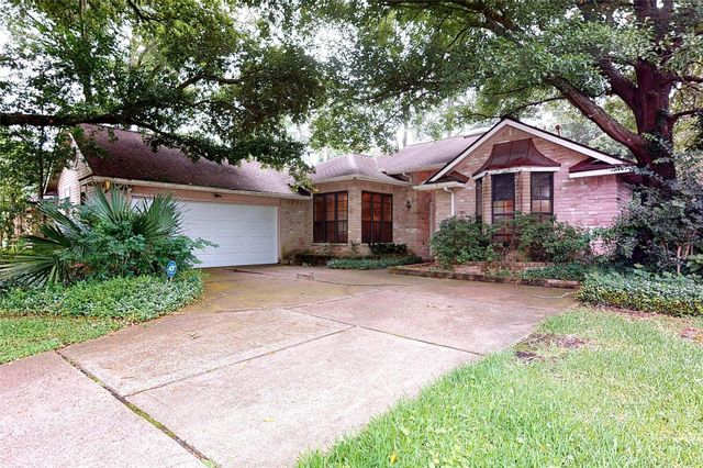 2611 Brookdale Drive, Houston, TX 77339