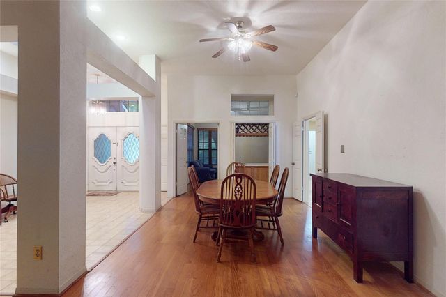2611 Brookdale Drive, Houston, TX 77339