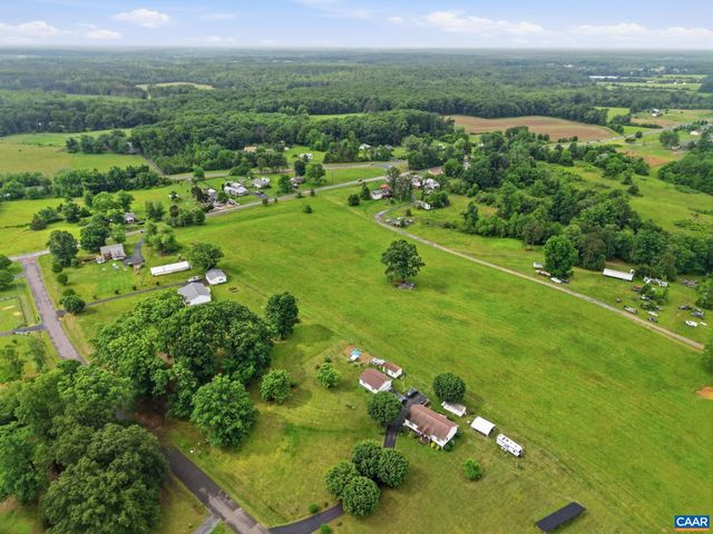 9402 CEDAR HOLLOW RD, Unionville, VA 22567