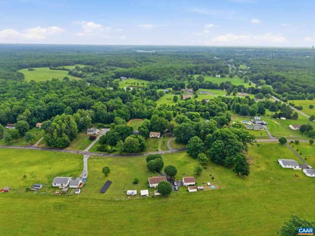 9402 CEDAR HOLLOW RD, Unionville, VA 22567