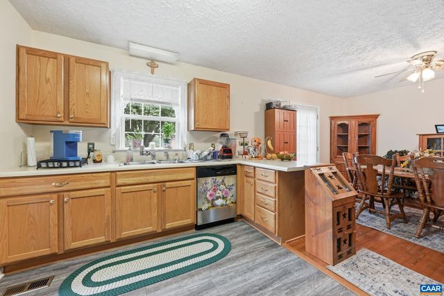9402 CEDAR HOLLOW RD, Unionville, VA 22567
