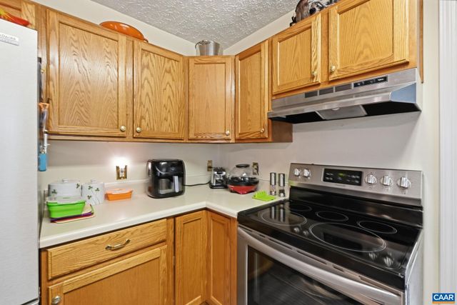 9402 CEDAR HOLLOW RD, Unionville, VA 22567