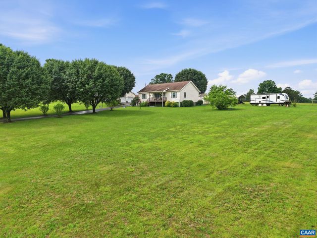 9402 CEDAR HOLLOW RD, Unionville, VA 22567