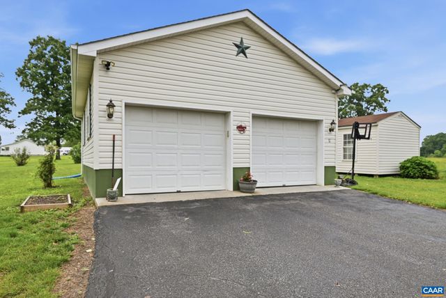 9402 CEDAR HOLLOW RD, Unionville, VA 22567