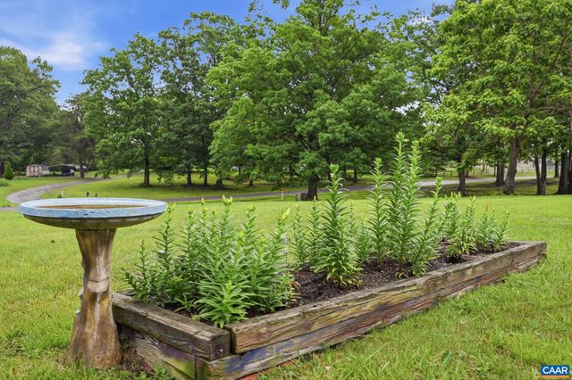 9402 CEDAR HOLLOW RD, Unionville, VA 22567
