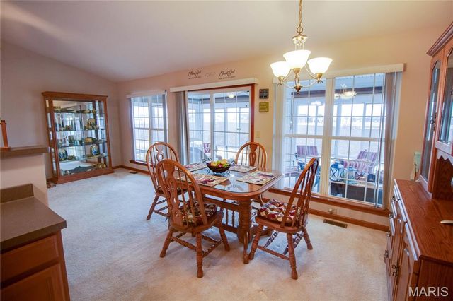 1331 Magnolia Lane, Jerseyville, IL 62052