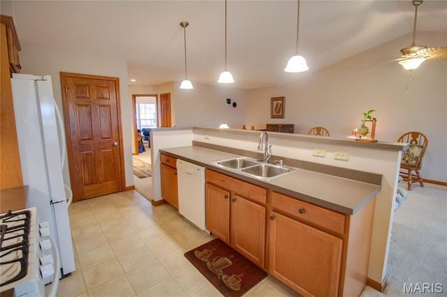 1331 Magnolia Lane, Jerseyville, IL 62052