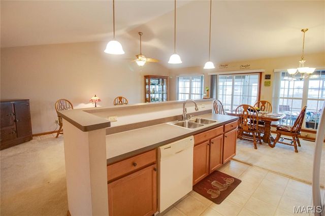 1331 Magnolia Lane, Jerseyville, IL 62052