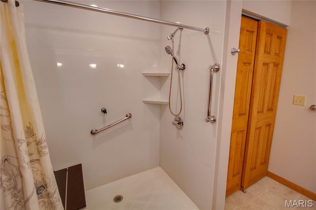 1331 Magnolia Lane, Jerseyville, IL 62052