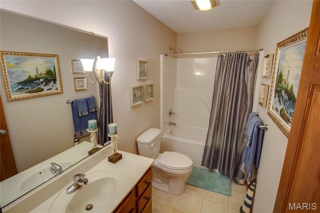 1331 Magnolia Lane, Jerseyville, IL 62052