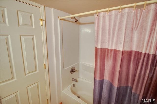 1331 Magnolia Lane, Jerseyville, IL 62052