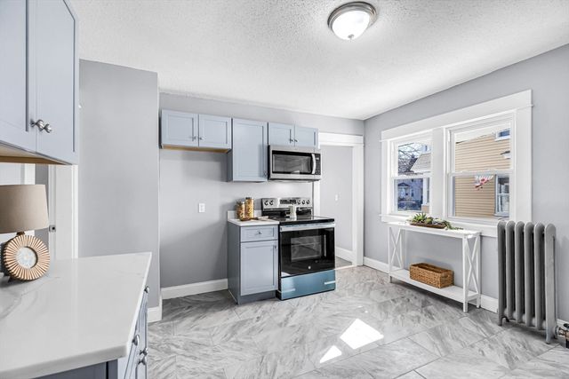 242-244 Commonwealth Avenue, Springfield, MA 01108