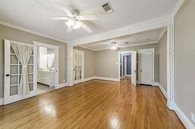 424 W 30th Street, Houston, TX 77018