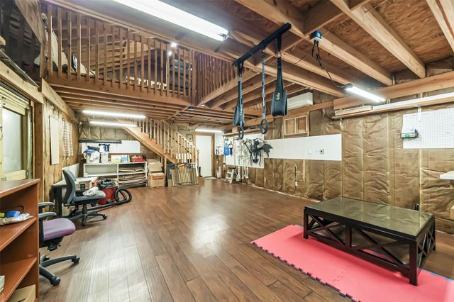 424 W 30th Street, Houston, TX 77018