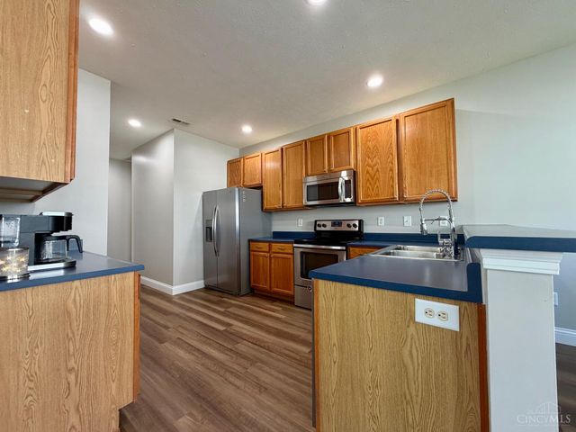 329 Bending Branch Lane, Miamisburg, OH 45342